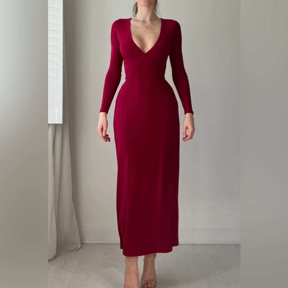 NWT - AYM Burgundy Long Sleeve V-Neck Women's Dress